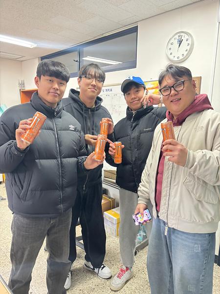 <학생회> 기말고사 지원 이미지